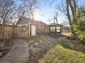 1906 S Henderson Street , Fort Worth Texas 76110