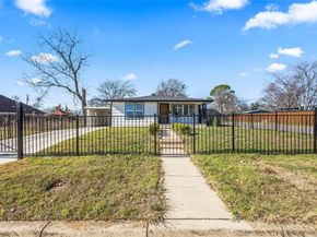 1700 S Edgewood Terrace , Fort Worth Texas 76105