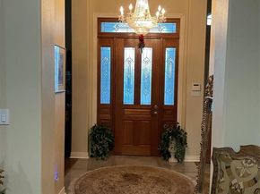 1009  Place Louie  , DeSoto Texas 75115