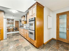 512  Stillmeadow Drive , Richardson Texas 75081