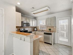 617  Carriagehouse Lane  3E, Garland Texas 75040