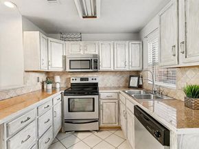 617  Carriagehouse Lane  3E, Garland Texas 75040