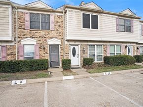 617  Carriagehouse Lane  3E, Garland Texas 75040