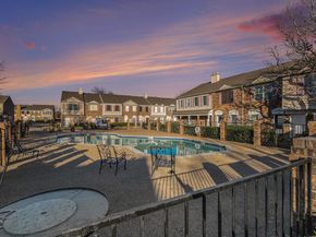 617  Carriagehouse Lane  3E, Garland Texas 75040