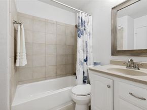 617  Carriagehouse Lane  3E, Garland Texas 75040