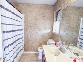 1602  Autumn Breeze Lane , Lewisville Texas 75077