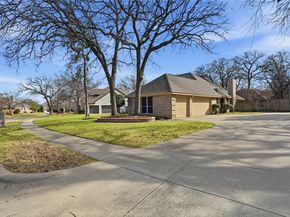1312  Crows Nest Court , Azle Texas 76020