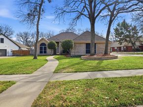 1312  Crows Nest Court , Azle Texas 76020