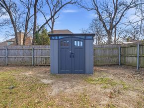 1312  Crows Nest Court , Azle Texas 76020