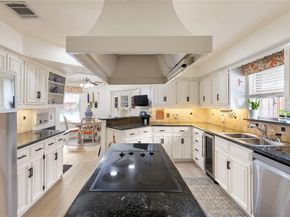 6818  Southpoint Drive , Dallas Texas 75248