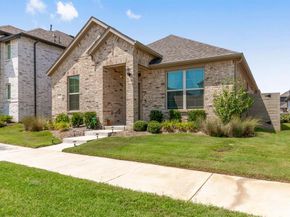 716  Lamp Post Lane , Argyle Texas 76226