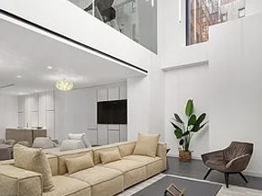 75 1st Avenue 6C, New York NY 10003