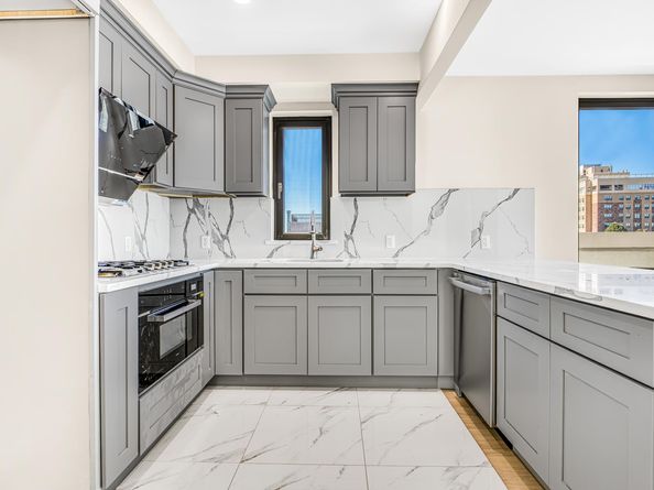 207 Bay 35th Street 1A, Brooklyn NY 11214