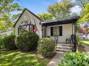 25 Bay Street, Bronx NY 10464