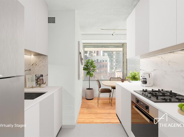 170 Park Row 7C, New York NY 10038