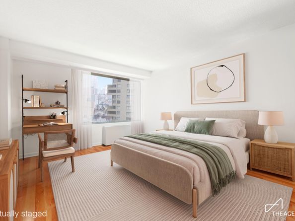 170 Park Row 7C, New York NY 10038