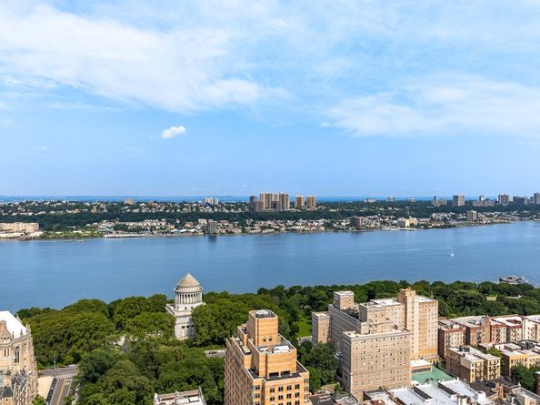 543 West 122nd Street 18A, New York NY 10027