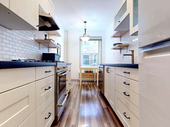 2081 Cruger Avenue 2K, Bronx NY 10462