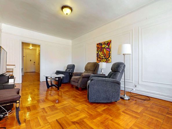 2081 Cruger Avenue 2K, Bronx NY 10462