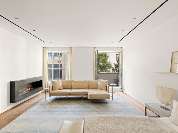 38-40 East 76th Street, New York NY 10021