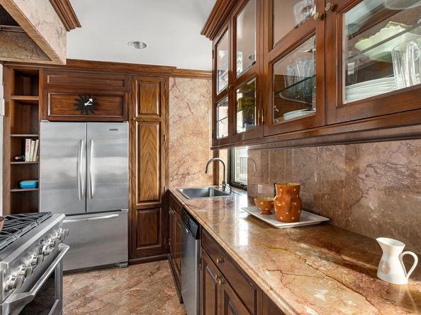 501 East 79th Street PHB, New York NY 10075