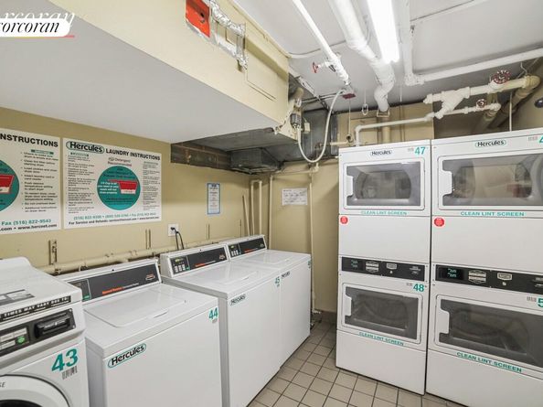 393 West 49th Street 2FF, New York NY 10019