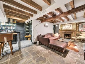 16 Minetta Lane, New York NY 10012