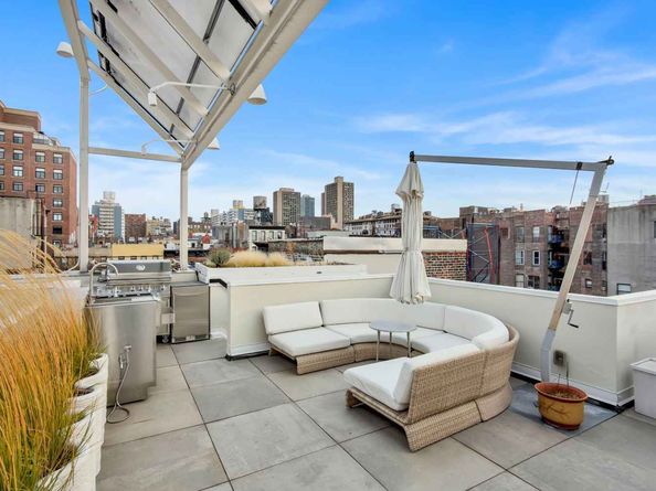 16 Minetta Lane, New York NY 10012