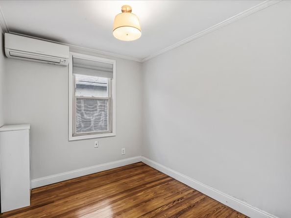 70-43 Nansen Street, Queens NY 11375