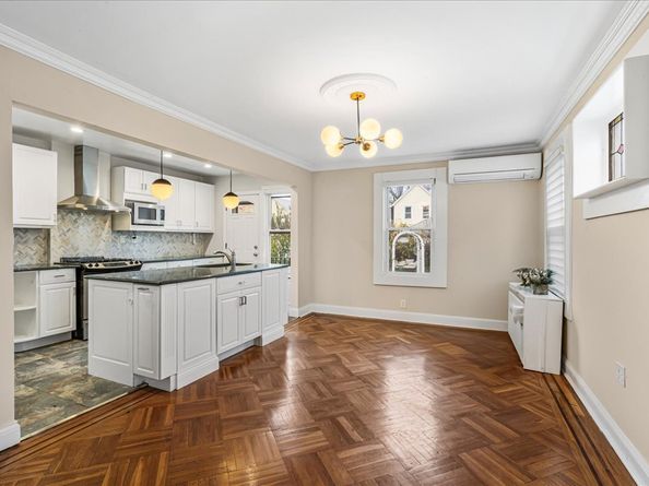 70-43 Nansen Street, Queens NY 11375