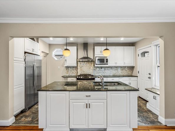 70-43 Nansen Street, Queens NY 11375