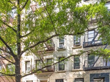323 East 90th Street