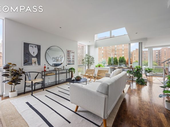 425 East 13th Street PHFG, New York NY 10009