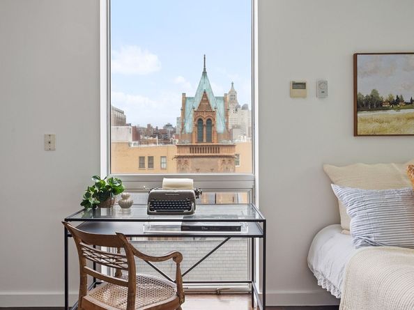 425 East 13th Street PHFG, New York NY 10009