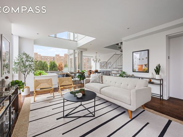 425 East 13th Street PHFG, New York NY 10009