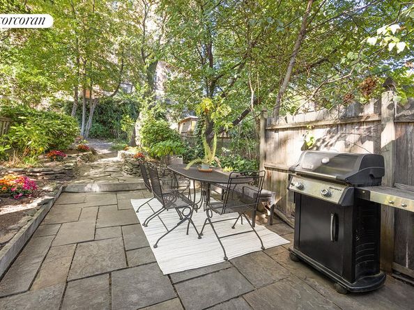 621 Vanderbilt Street, Brooklyn NY 11218