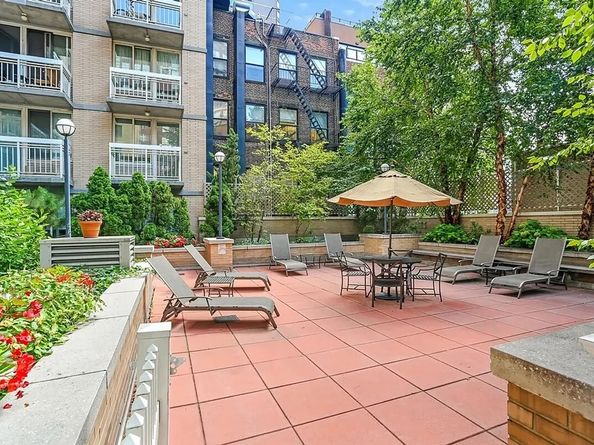 170 East 87th Street E14A, New York NY 10028
