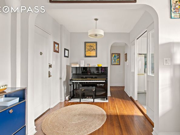 360 Clinton Avenue 6J, Brooklyn NY 11238