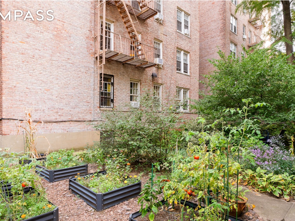 360 Clinton Avenue 6J, Brooklyn NY 11238