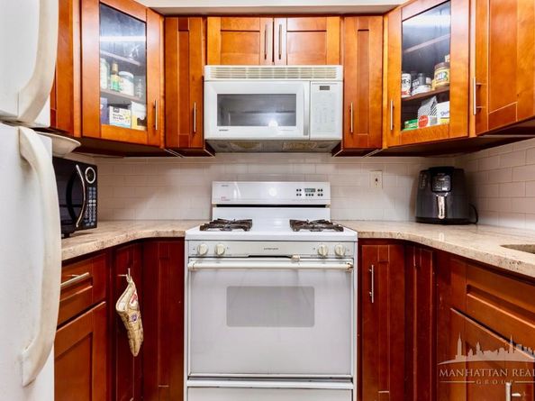 209-21 26th Avenue TA, Queens NY 11360