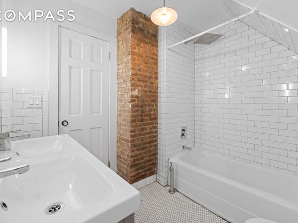 428 East 18th Street, Brooklyn NY 11226