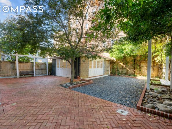 428 East 18th Street, Brooklyn NY 11226