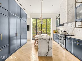 60 West 9th Street, New York NY 10011