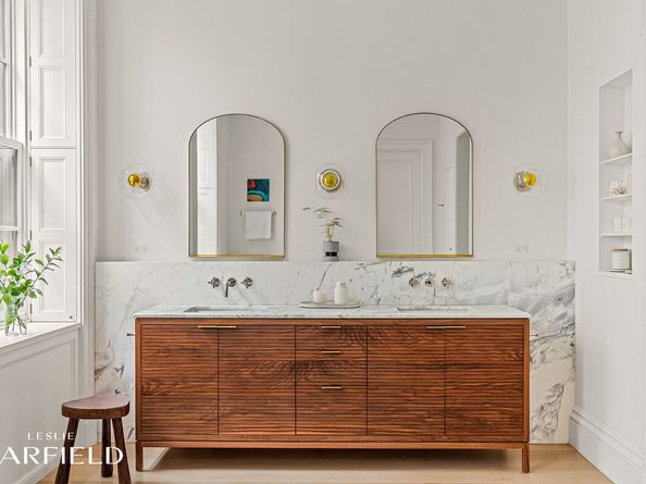 60 West 9th Street, New York NY 10011