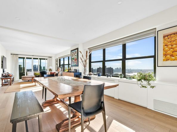 268 East Broadway A1706, New York NY 10002