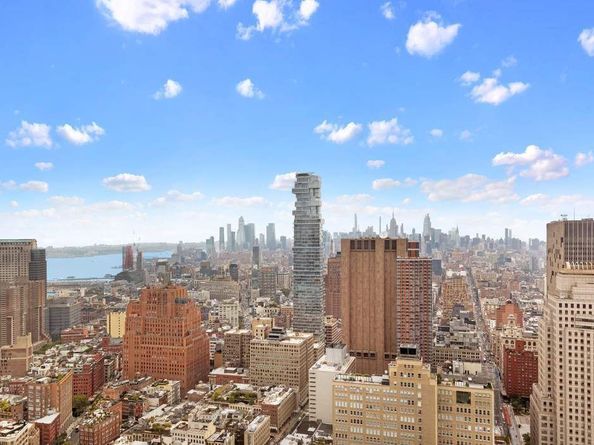 2 Park Place 41B, New York NY 10007