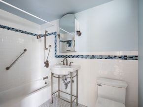 2536 Lurting Avenue, Bronx NY 10469