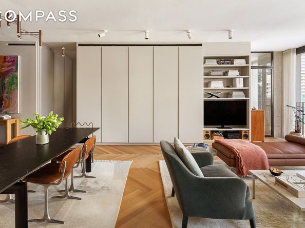 16 West 40th Street 16B, New York NY 10018