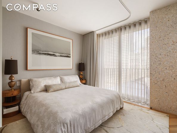 16 West 40th Street 16B, New York NY 10018