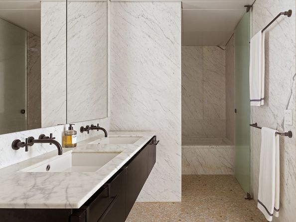 16 West 40th Street 16B, New York NY 10018